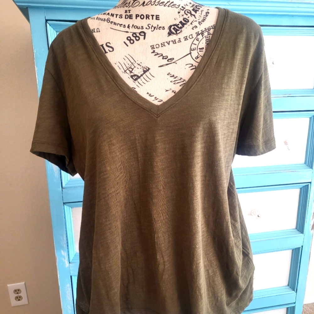 Olive Green Madewell v-neck t-shirt